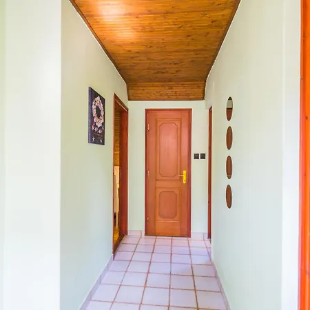 Fenyves Apartment *
